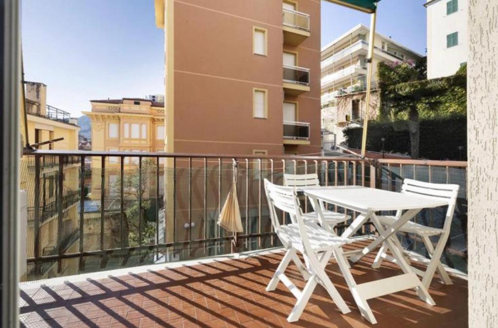 Ca Adri , Appartamento In Posizione Strategica Per Godere Delle Spiaggia E Dei Sentieri Outdoor ! Finale Ligure Kültér fotó
